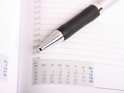 Artist Manager or Music Manager: The Career Guide You Wish You Had Earlier