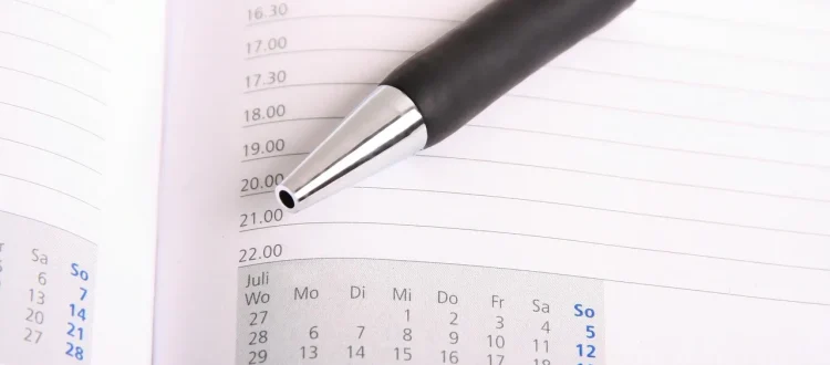 Artist Manager or Music Manager: The Career Guide You Wish You Had Earlier